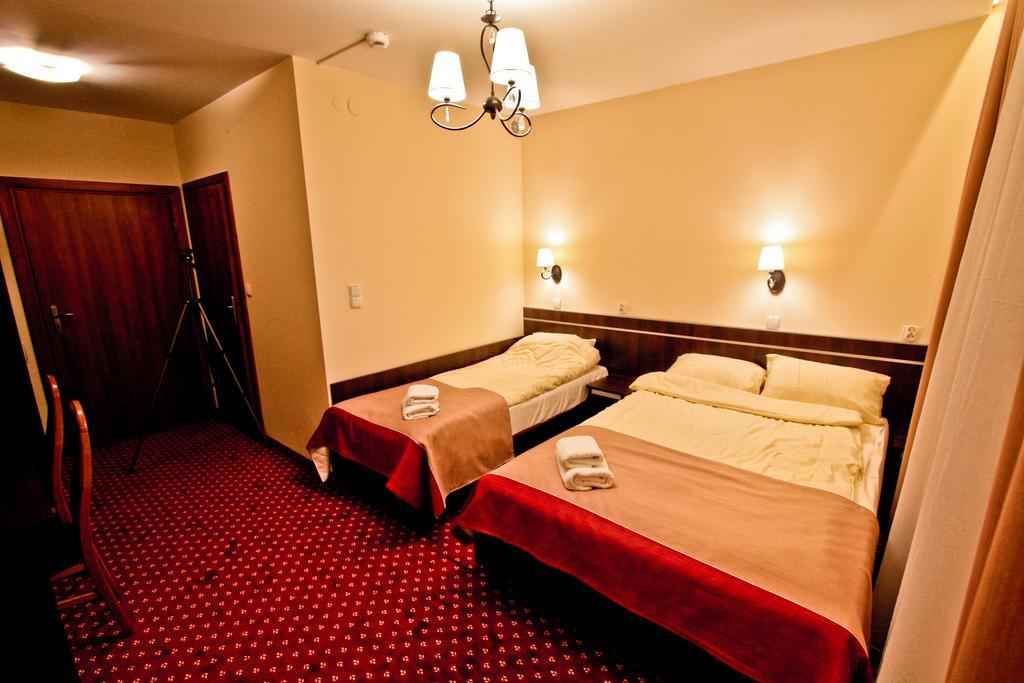 Hotel Milord Pułtusk Dış mekan fotoğraf