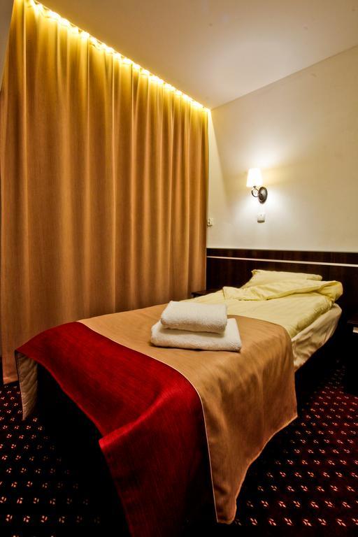 Hotel Milord Pułtusk Dış mekan fotoğraf