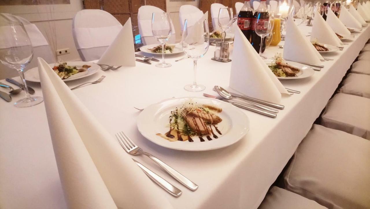 Hotel Milord Pułtusk Dış mekan fotoğraf